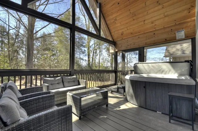 $1,175,000 | 121 Ciderhouse Lane, Blue Ridge, GA 30513