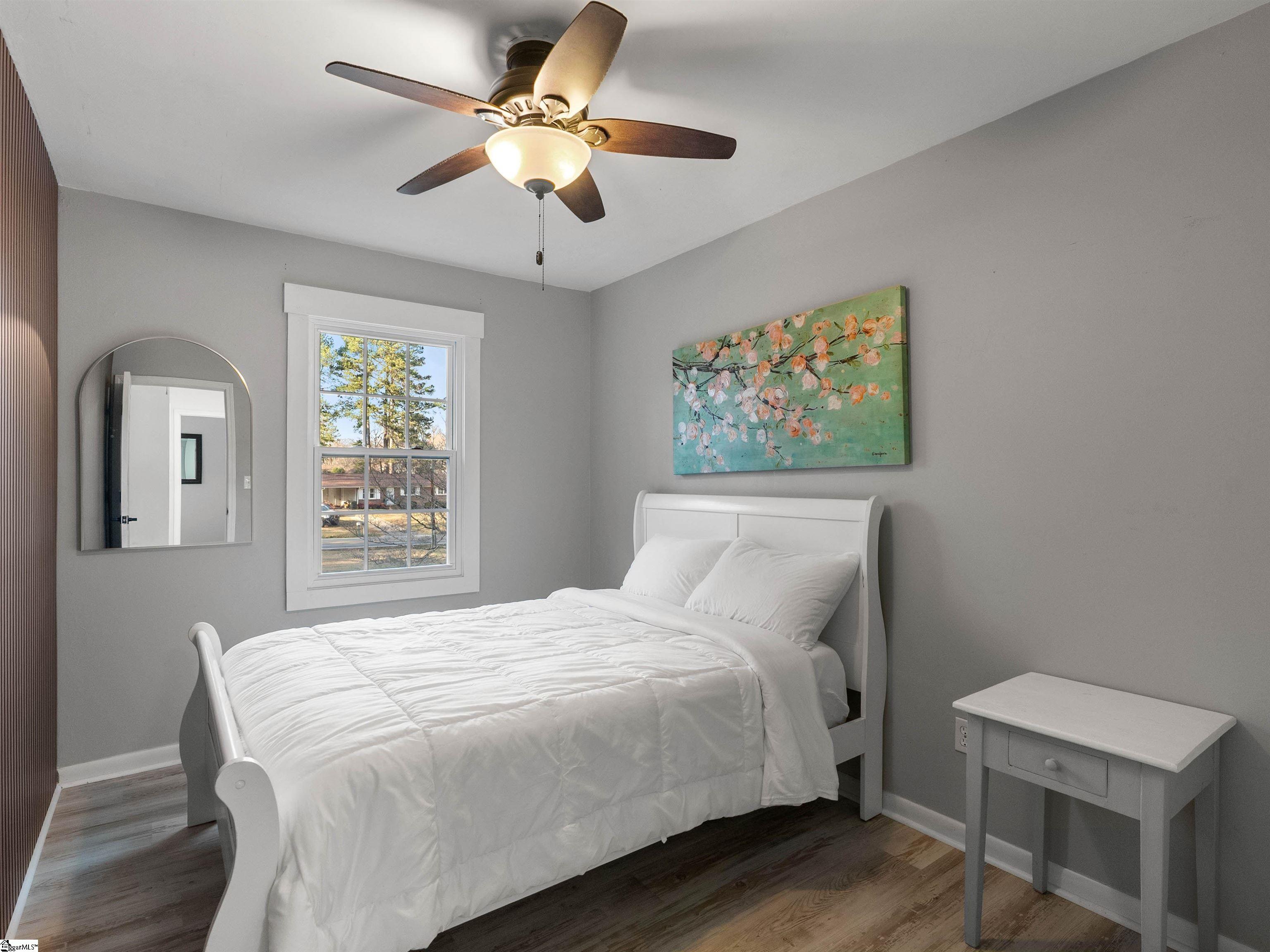 220 Pleasant Drive Greer, SC 29651 - Photo 18 of 29