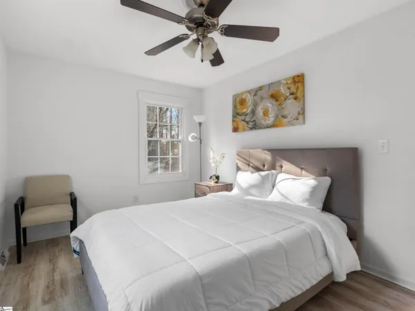 $389,900 | 220 Pleasant Drive, Greer, SC 29651