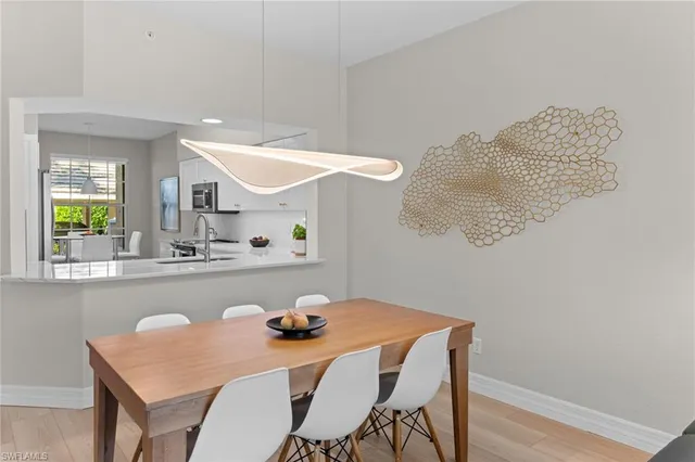 $550,000 | 1960 Willow Bend Circle, Unit 102, Naples, FL 34109