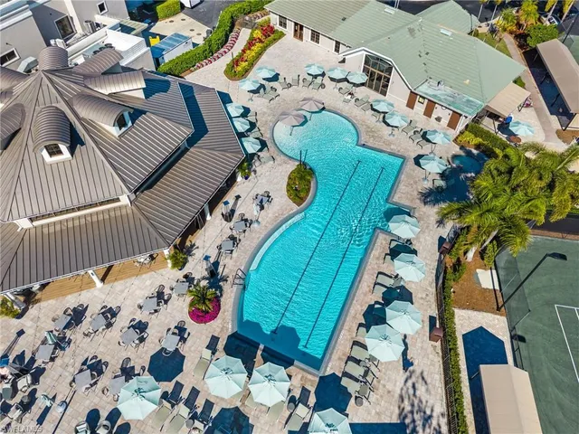 $550,000 | 1960 Willow Bend Circle, Unit 102, Naples, FL 34109