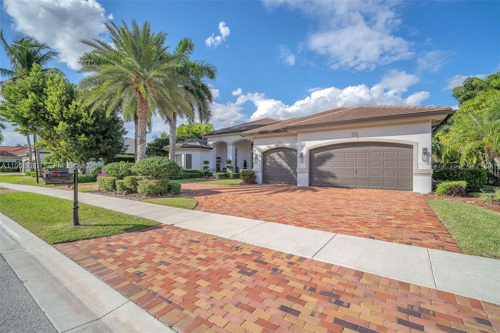 14931 Southwest 38th Street Davie, FL 33331 - Photo 8 of 82