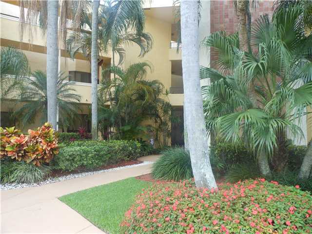 7520 La Paz Court, Unit 309 Boca Raton, FL 33433 - Photo 1 of 8 Primary Photo
