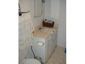 1699 South Wesley Chapel Road Greeneville, TN 37745 - Photo 13 of 13 Bathroom