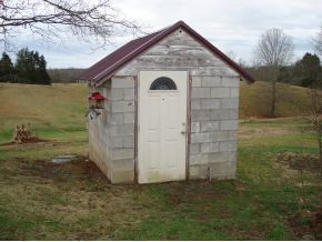 1699 South Wesley Chapel Road Greeneville, TN 37745 - Photo 2 of 13 Storage Building