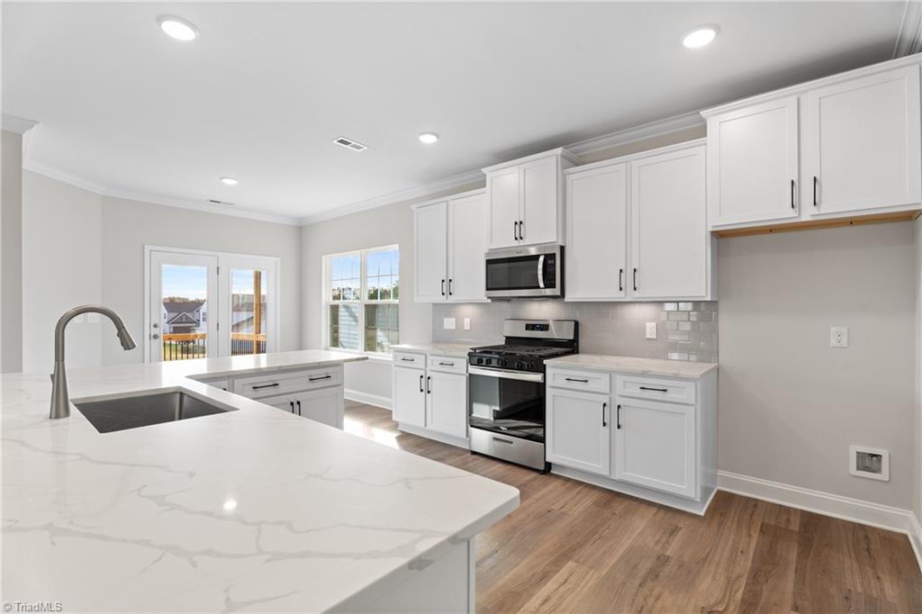 157 Red Maple Way King, NC 27021 - Photo 7 of 39