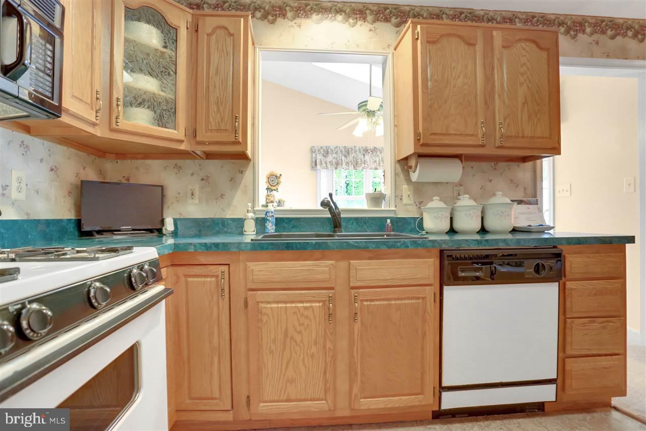 2916 Robin Road York, PA 17404 - Photo 16 of 33 Gallery Image 16