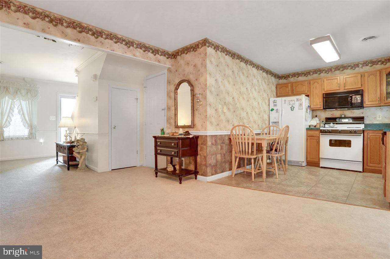 2916 Robin Road York, PA 17404 - Photo 9 of 33 Gallery Image 9