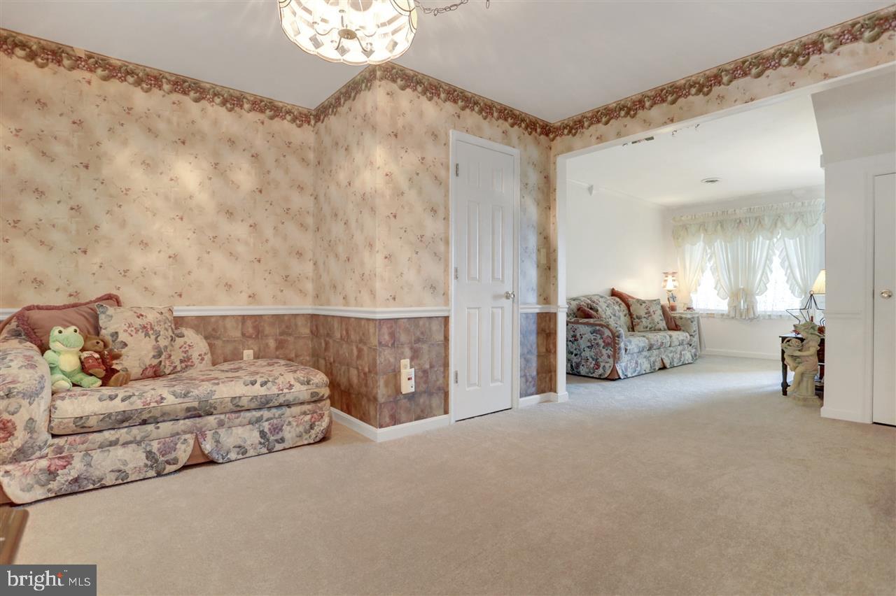 2916 Robin Road York, PA 17404 - Photo 10 of 33 Gallery Image 10