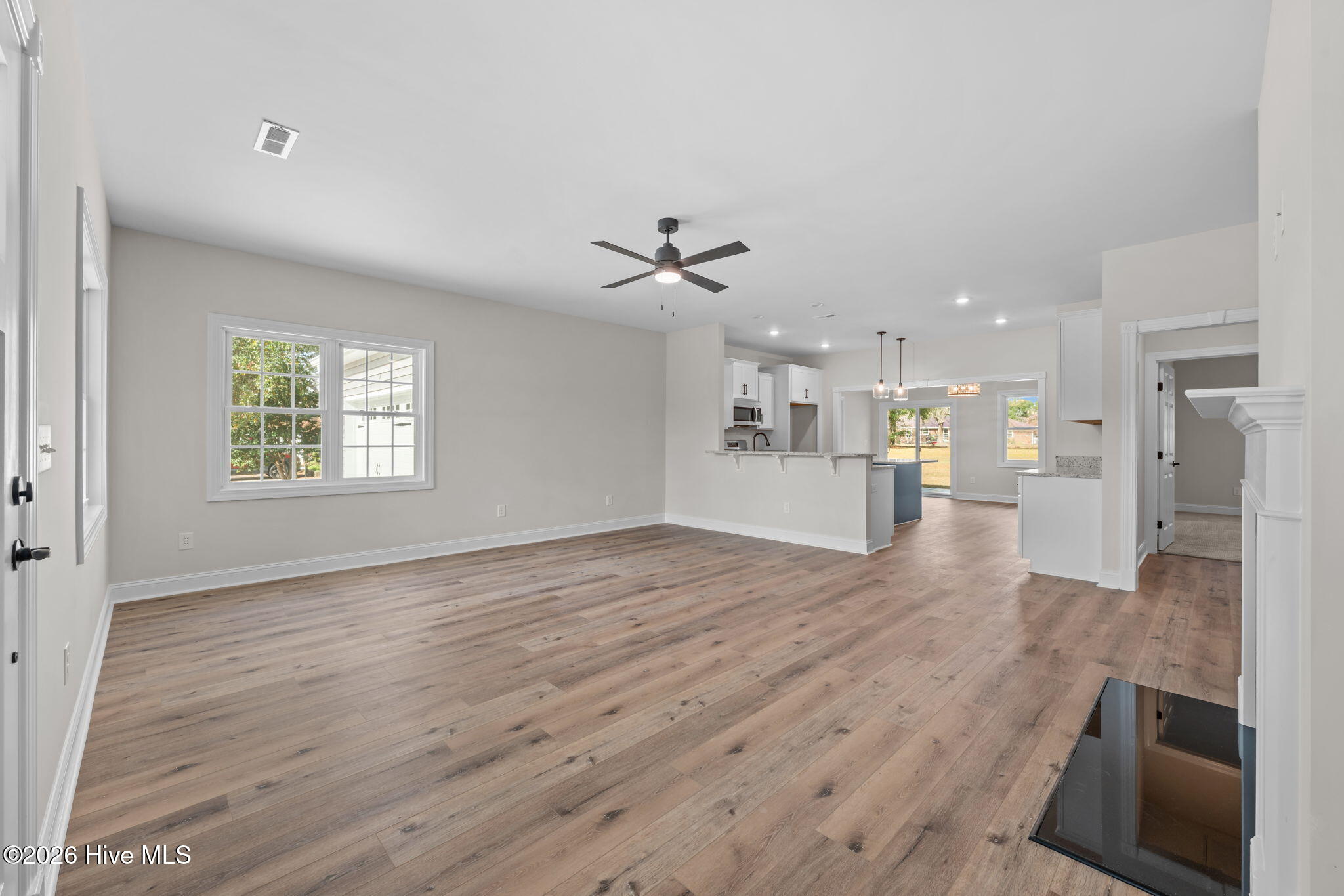 4914 Morton Road New Bern, NC 28562 - Photo 7 of 54 Great Rooom