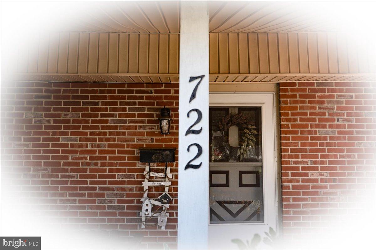 722 Thorndale Road Aldan, PA 19018 - Photo 4 of 30 Gallery Image 4
