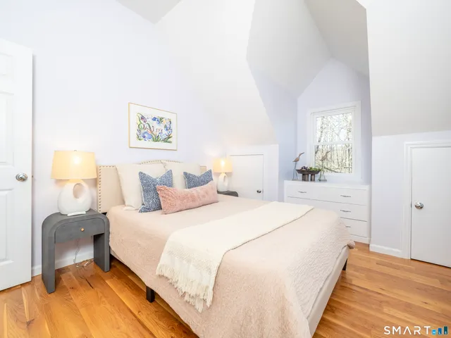 $719,000 | 15 Lookout Drive, Ridgefield, CT 06877