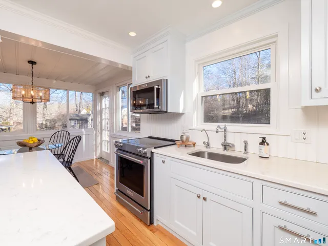 $719,000 | 15 Lookout Drive, Ridgefield, CT 06877