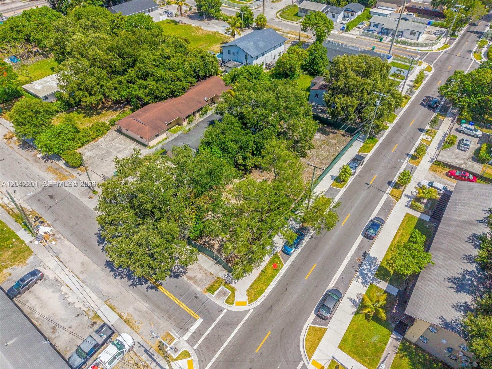 605 Northwest 65th Street Miami, FL 33150 - Photo 9 of 24