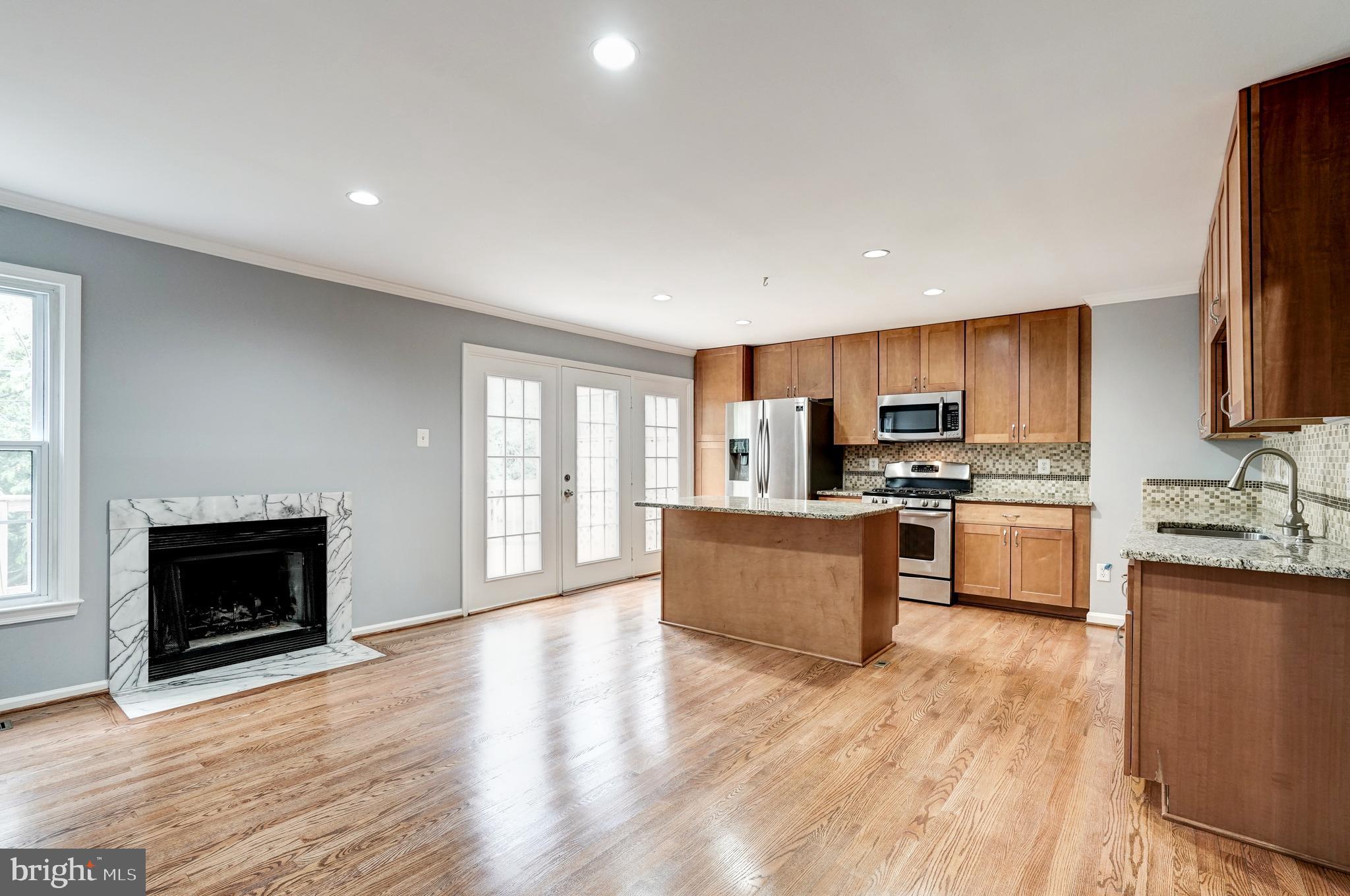 3827 Inverness Road Fairfax, VA 22033 - Photo 10 of 35