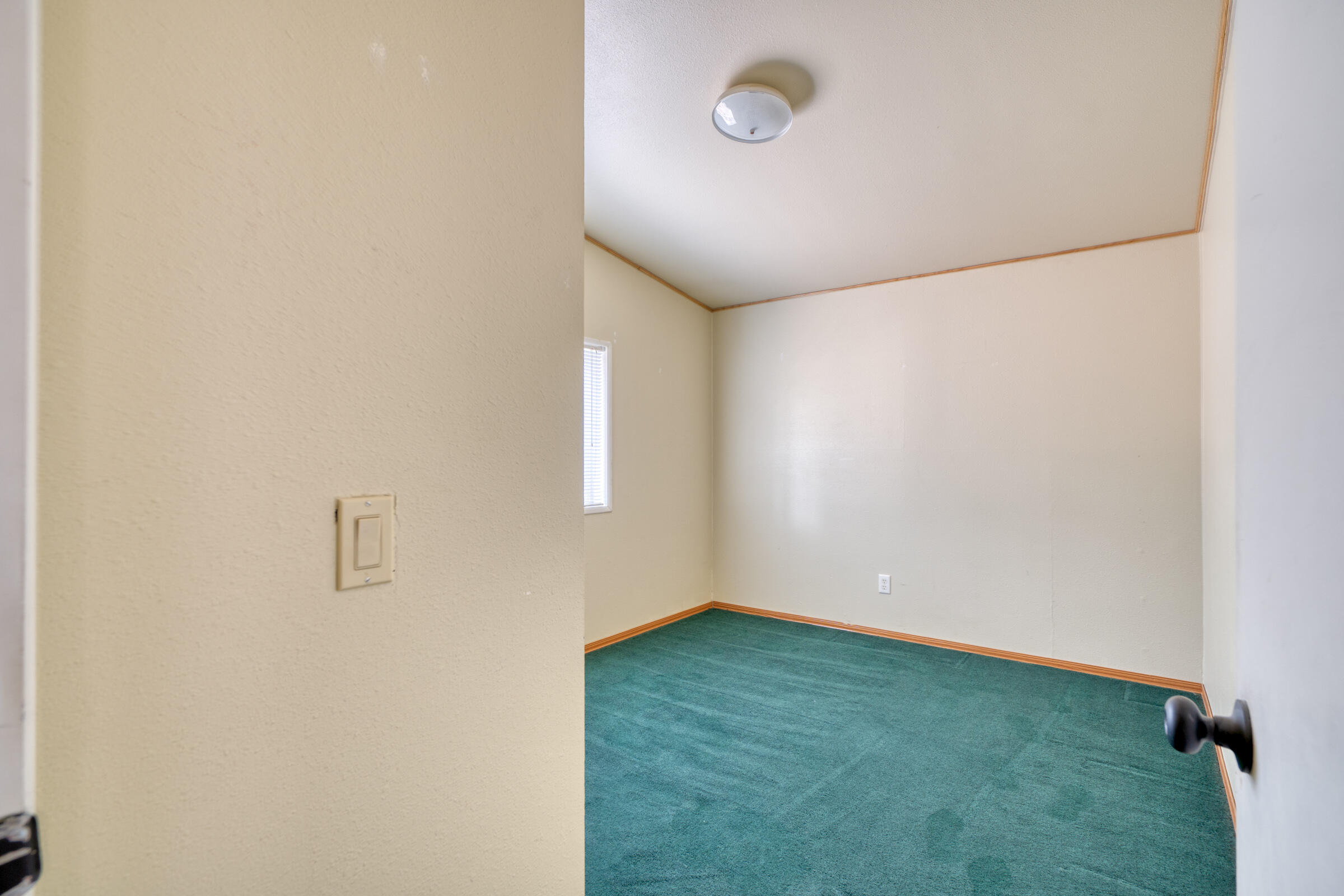 60906 Ridge Drive Bend, OR 97702 - Photo 32 of 53 107_60906 Ridge Dr_Pro Property Photos_B