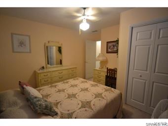 3025 Rock Hill Road Belleville, IL 62221 - Photo 14 of 32