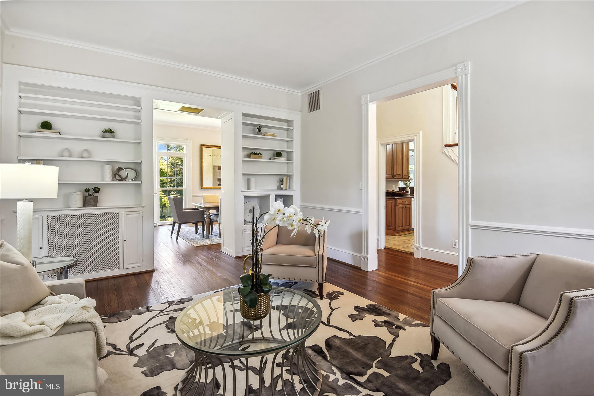 9520 Riley Road Silver Spring, MD 20910 - Photo 14 of 86 Living Room with Gorgeous Built Ins