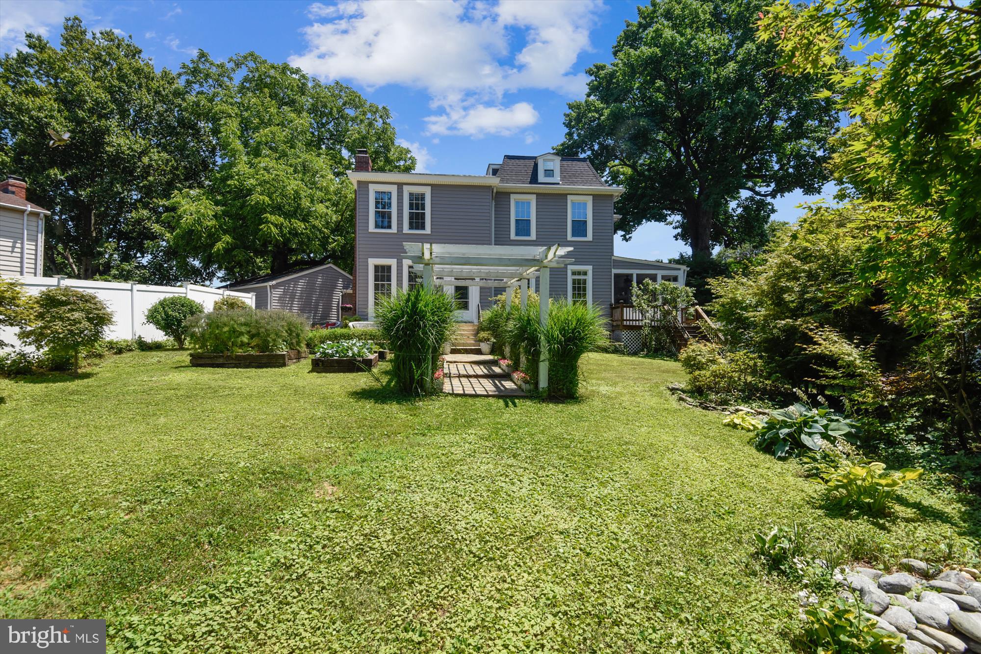 9520 Riley Road Silver Spring, MD 20910 - Photo 9 of 86 Stunning Backyard!