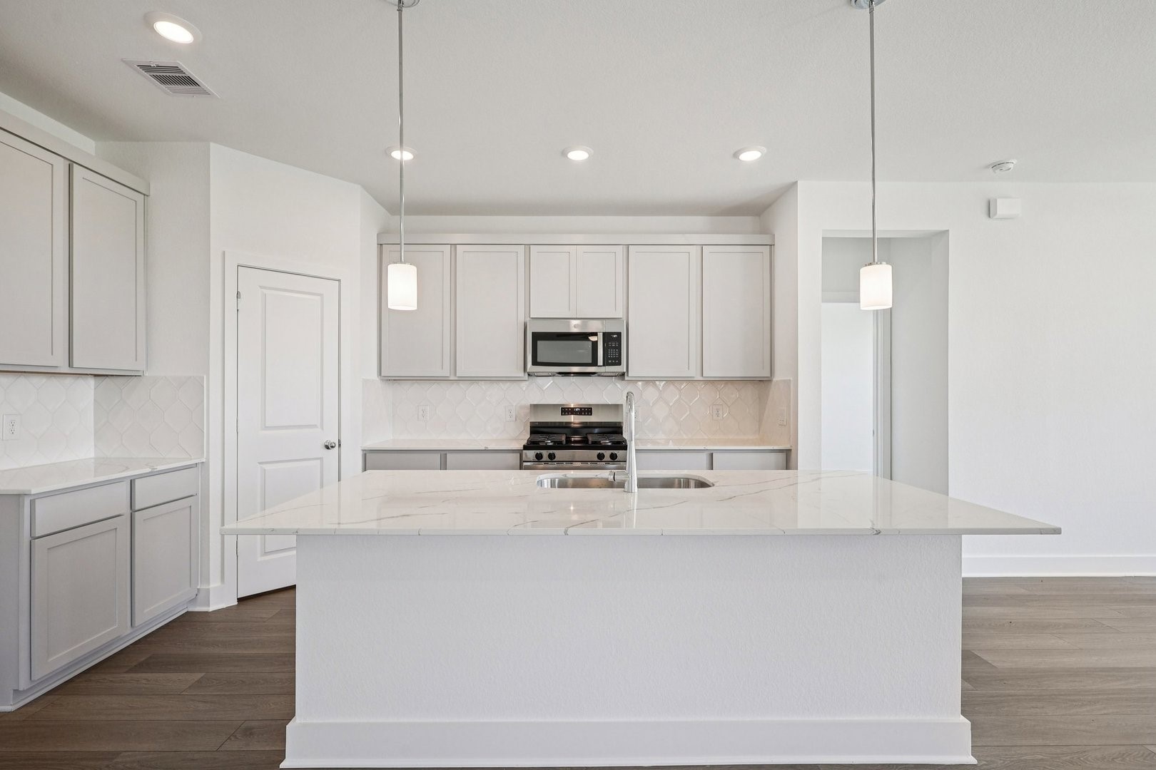 14465 Trumpet Lane Splendora, TX 77372 - Photo 3 of 24 Kitchen