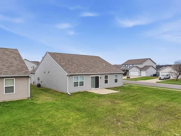 $239,900 | 10232 Archstone Cove, New Haven, IN 46774