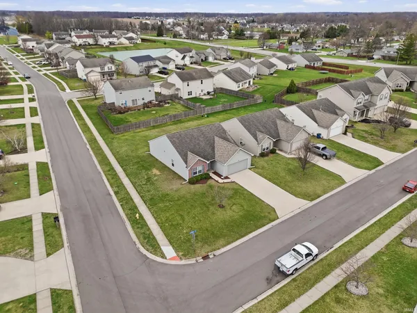 $239,900 | 10232 Archstone Cove, New Haven, IN 46774