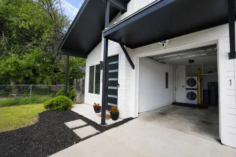 $485,000 | 1123 Omega Avenue, Unit 1, Austin, TX 78721