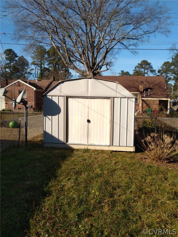 807 Hampton Road Petersburg, VA 23805 - Photo 14 of 15 Gallery Image 14
