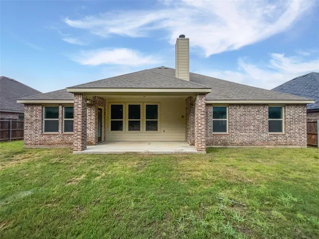$395,000 | 312 Canadian Lane, Burleson, TX 76028
