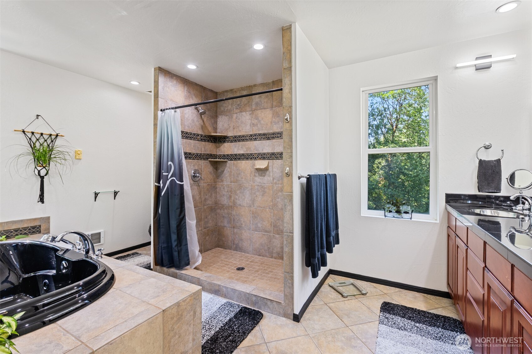 834 Durwachter Road Port Angeles, WA 98363 - Photo 16 of 40 Gallery Image 16