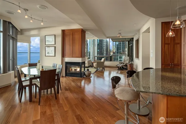 $1,975,000 | 1000 1st Avenue, Unit 1600, Seattle, WA 98104