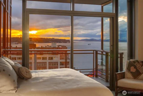$1,975,000 | 1000 1st Avenue, Unit 1600, Seattle, WA 98104
