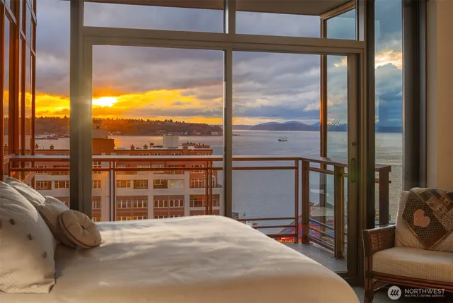 $2,150,000 | 1000 1st Avenue, Unit 1600, Seattle, WA 98104