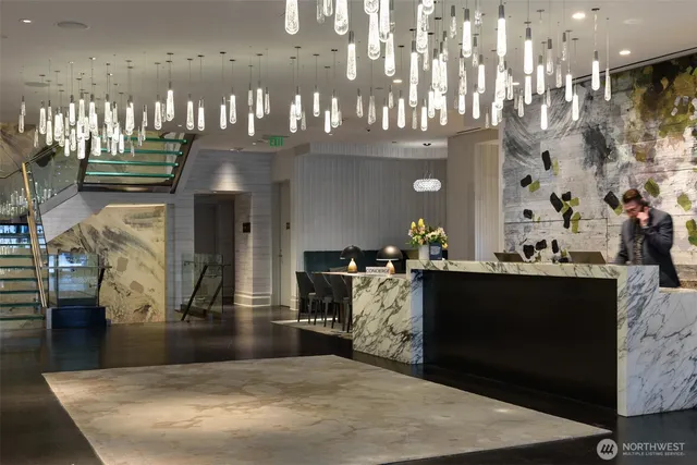 $2,150,000 | 1000 1st Avenue, Unit 1600, Seattle, WA 98104