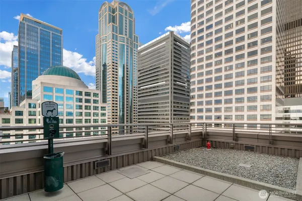 $1,975,000 | 1000 1st Avenue, Unit 1600, Seattle, WA 98104
