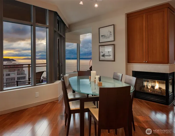 $2,150,000 | 1000 1st Avenue, Unit 1600, Seattle, WA 98104