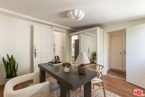 $1,249,000 | 1945 Yosemite Drive, Los Angeles, CA 90041