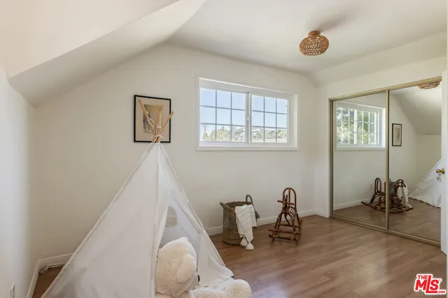 $1,249,000 | 1945 Yosemite Drive, Los Angeles, CA 90041