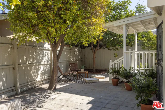 $1,249,000 | 1945 Yosemite Drive, Los Angeles, CA 90041