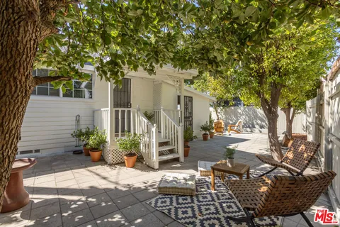 $1,249,000 | 1945 Yosemite Drive, Los Angeles, CA 90041