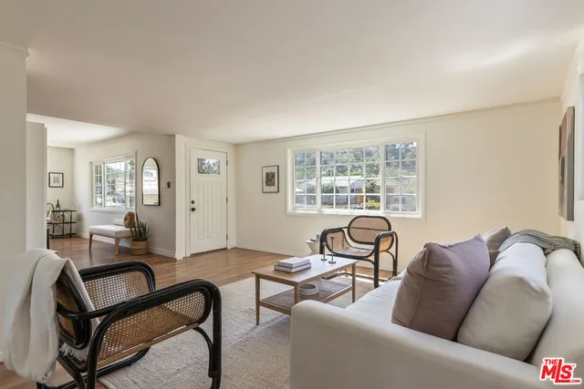 $1,249,000 | 1945 Yosemite Drive, Los Angeles, CA 90041