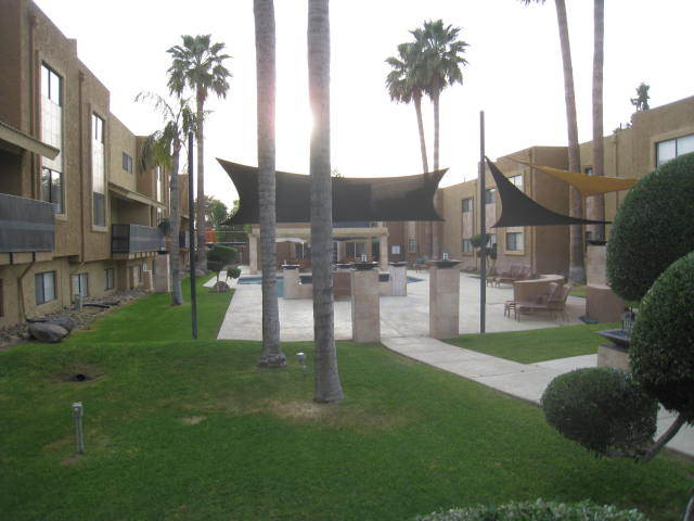 5425 East Thomas Road, Unit 2097 Phoenix, AZ 85018 - Photo 12 of 16 Common area