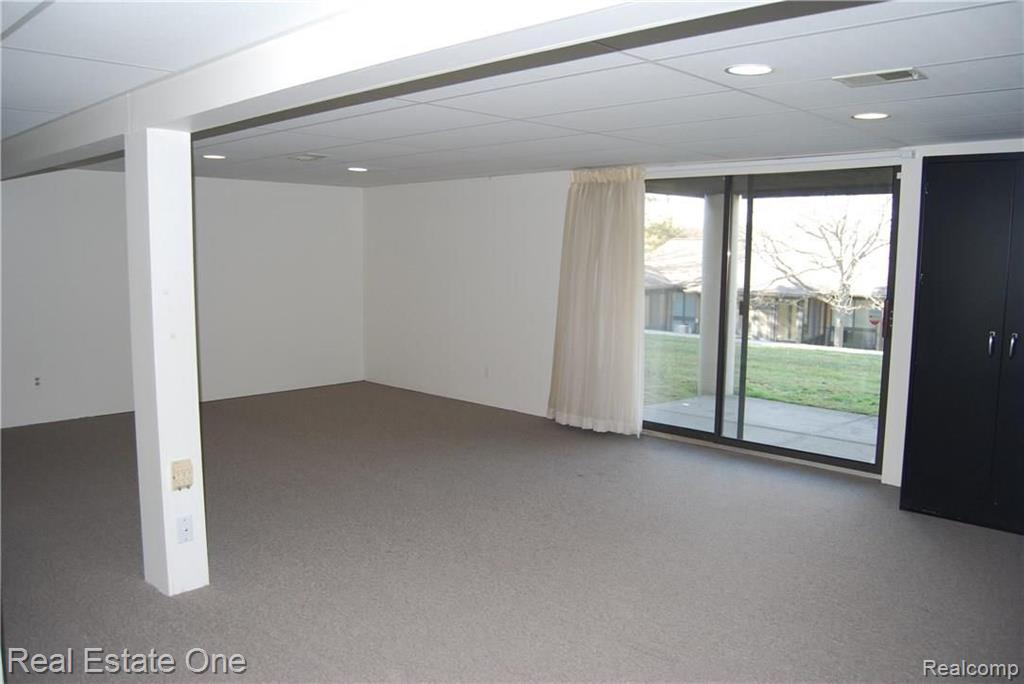 924 Wexford Way, Unit 10 Rochester Hills, MI 48307 - Photo 19 of 25