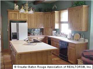 827 Woodgate Boulevard Baton Rouge, LA 70808 - Photo 4 of 8