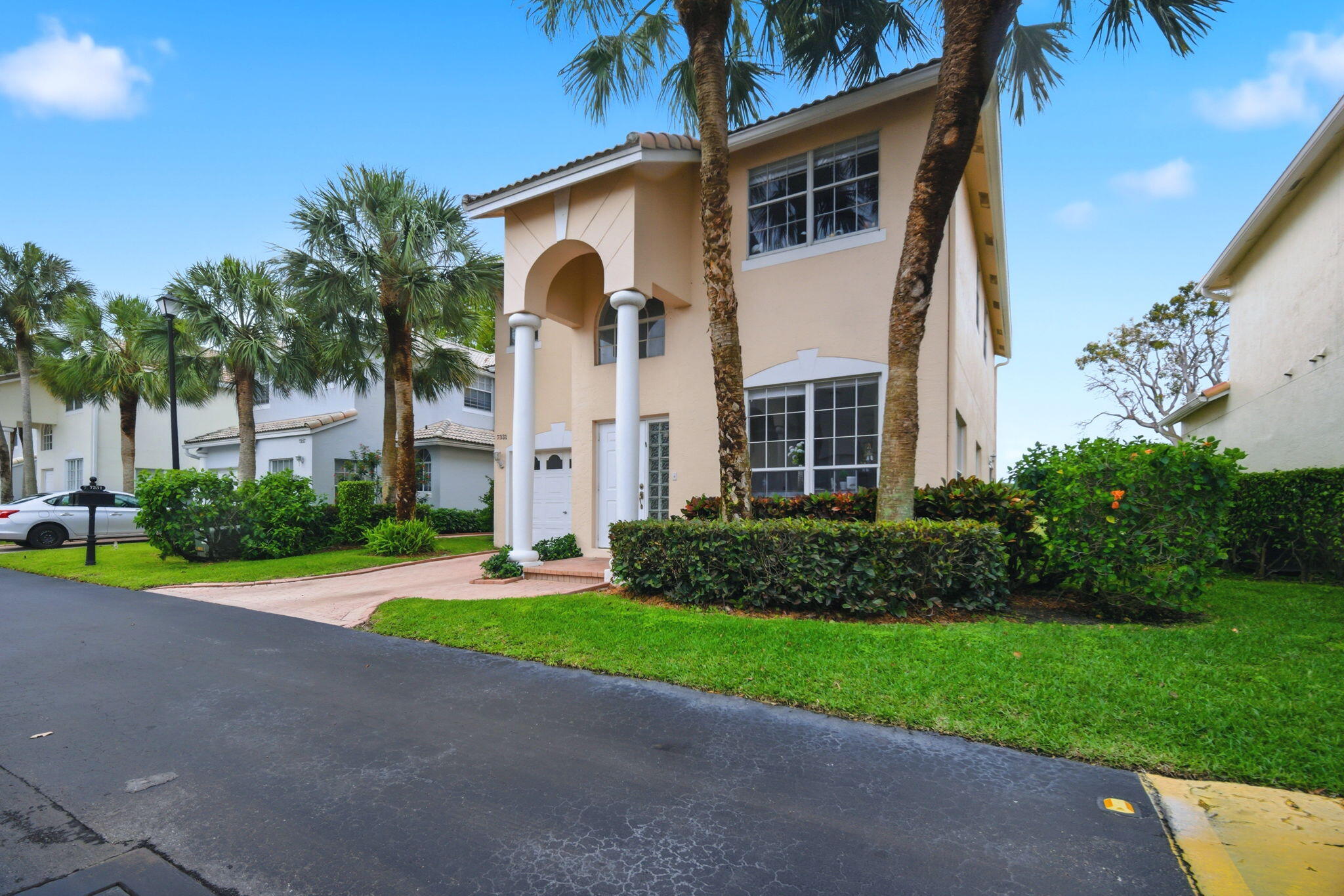 7331 Panache Way Boca Raton, FL 33433 - Photo 4 of 48 8-web-or-mls-IMG_3017