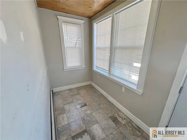 $369,900 | 344 Arnold Avenue, Perth Amboy, NJ 08861