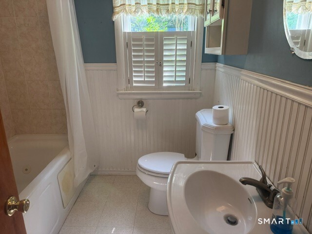 2269 Newfield Road Torrington, CT 06790 - Photo 15 of 36