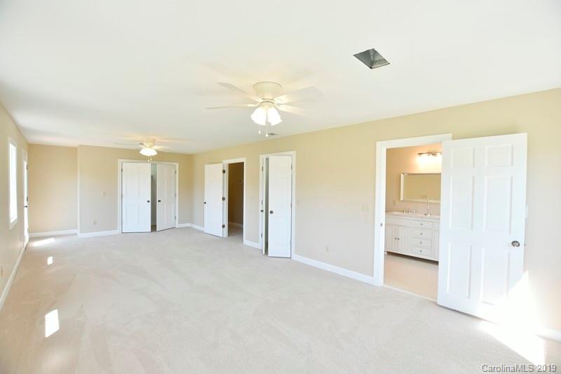 2129 Squire Road Rock Hill, SC 29730 - Photo 12 of 31 Gallery Image 12