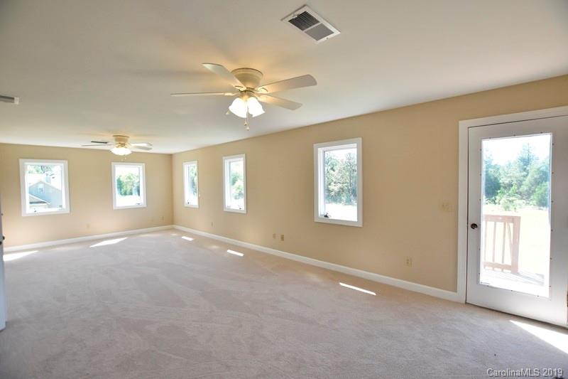 2129 Squire Road Rock Hill, SC 29730 - Photo 13 of 31 Gallery Image 13