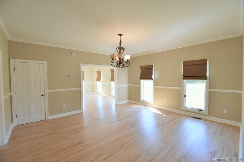 2129 Squire Road Rock Hill, SC 29730 - Photo 6 of 31 Gallery Image 6